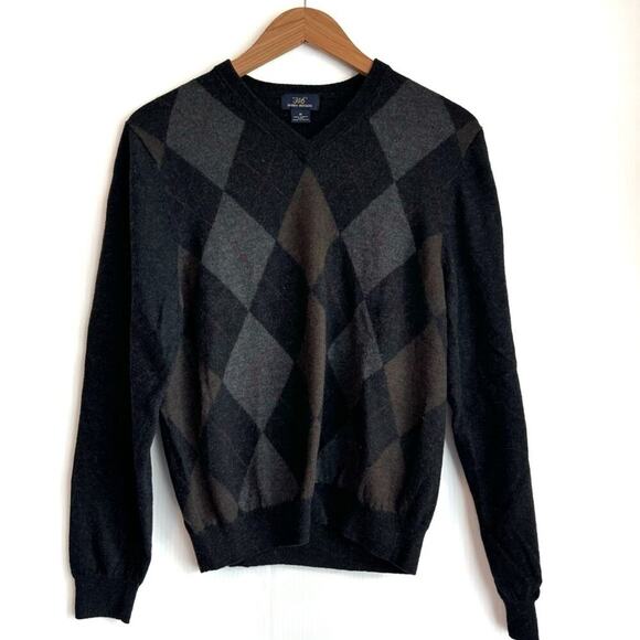 Brooks Brothers Argyle style v-neck long sleeve merino wool sweater size medium - Picture 1 of 7